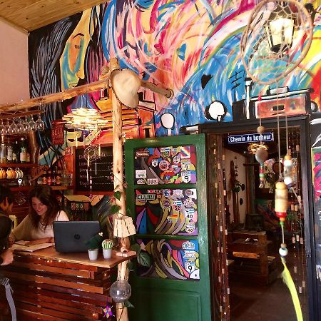 La Puerta Verde Hostel & Bar Humahuaca Exterior photo