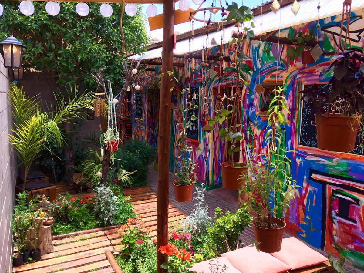 La Puerta Verde Hostel & Bar Humahuaca Exterior photo