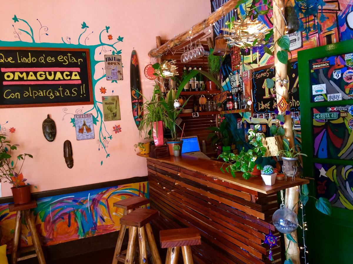 La Puerta Verde Hostel & Bar Humahuaca Exterior photo
