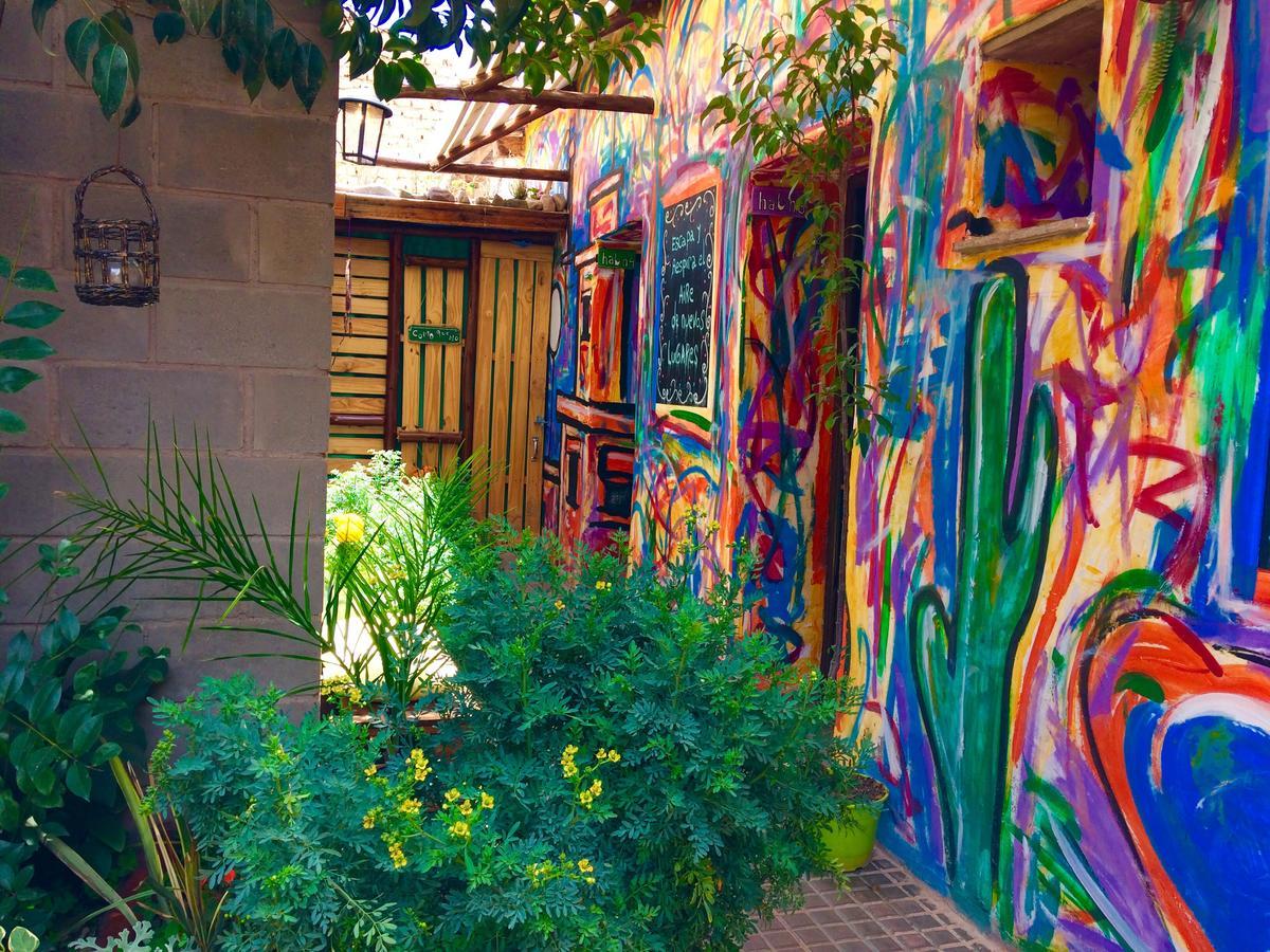 La Puerta Verde Hostel & Bar Humahuaca Exterior photo